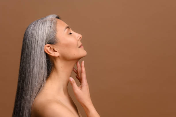 متى تزور الطبيب بعد التجميل؟